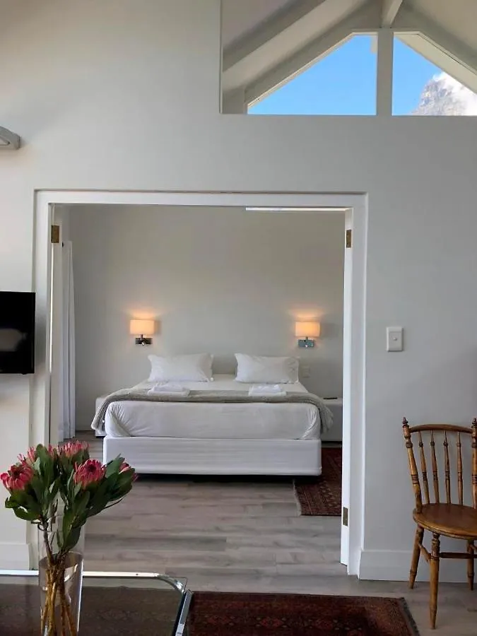 Camps Bay Loft With Stunning Mountain And Ocean Views Apartment Cape Town